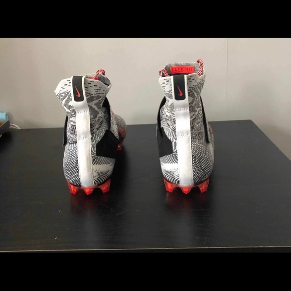 Alpha Menace Elite 2 'Grey Bright Crimson - Picture 4 of 6